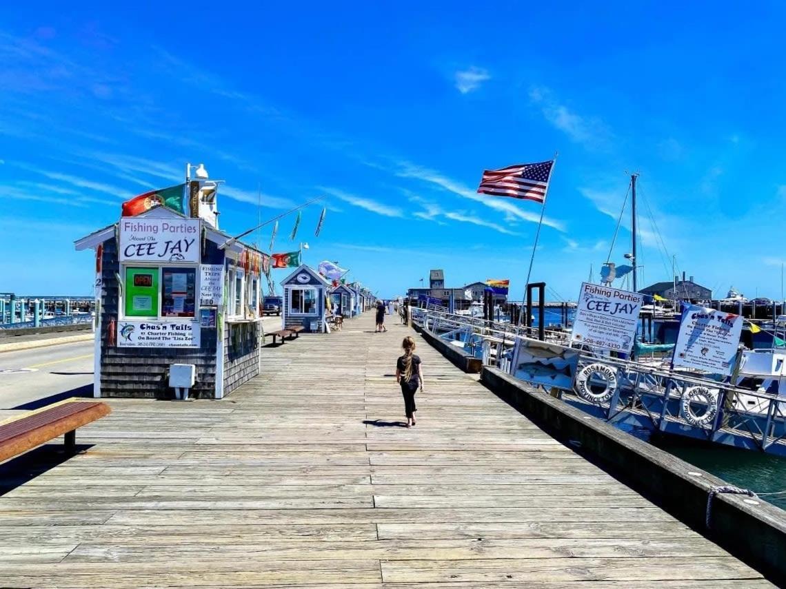 Center Of Town Steps Away Private Deck Daire Provincetown Dış mekan fotoğraf