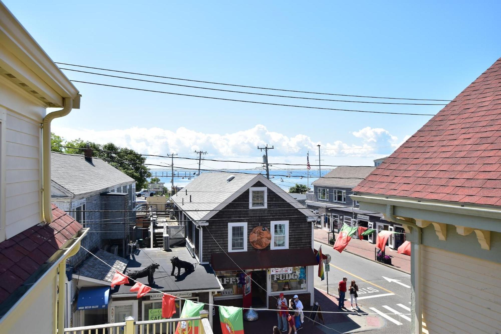 Center Of Town Steps Away Private Deck Daire Provincetown Dış mekan fotoğraf